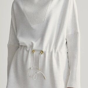 NWT* VARLEY* Ivory Suffolk Longline Sweat XL